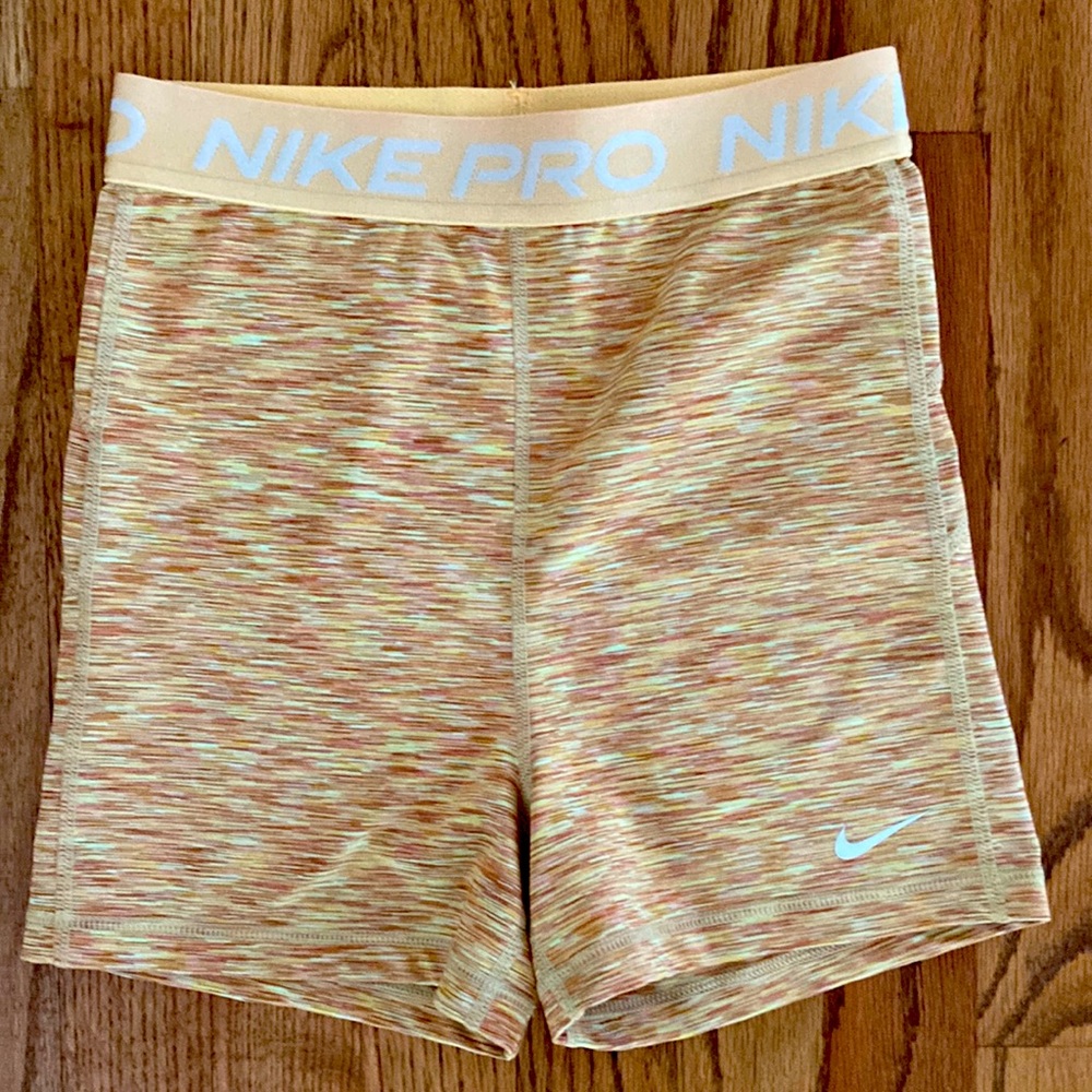 Nike Pro 3” Dri-Fit high waisted shorts